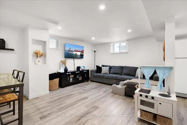 Additional image 33 of 65 Bellingham Dr