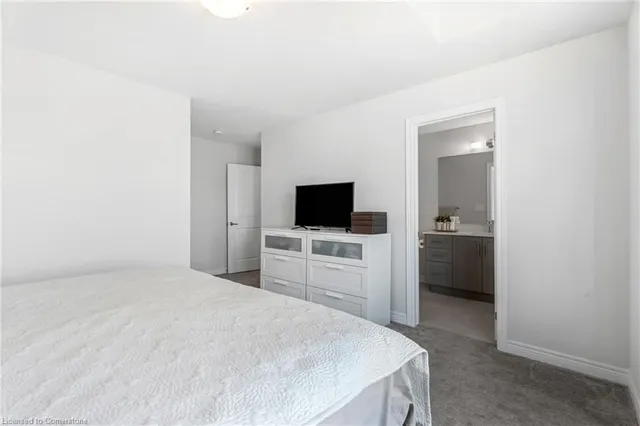 Additional image 31 of 127 Starfire Cres