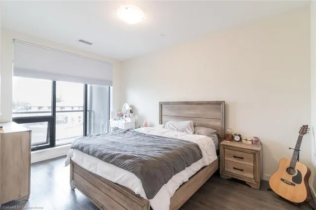 Additional image 10 of 690 King St Unit 309