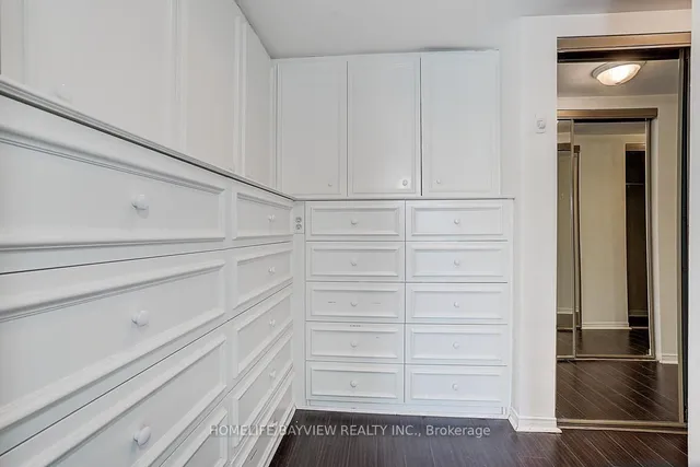 Additional image 27 of 99 Harbour Sq Unit 3106