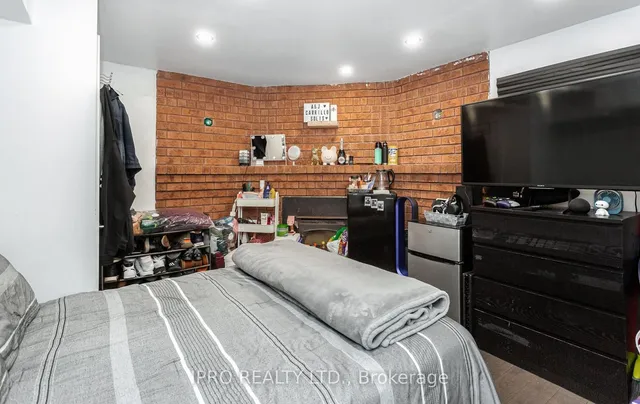 Additional image 46 of 103 Allingham Gdns