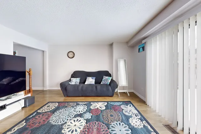 Additional image 6 of 5 Rustywood Dr