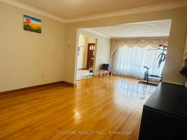 Additional image 12 of 639 Royal York Rd