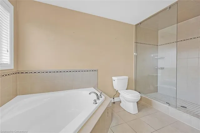 Additional image 36 of 21 Alden St