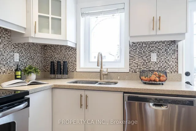 Additional image 12 of 737 1/2 Craven Rd