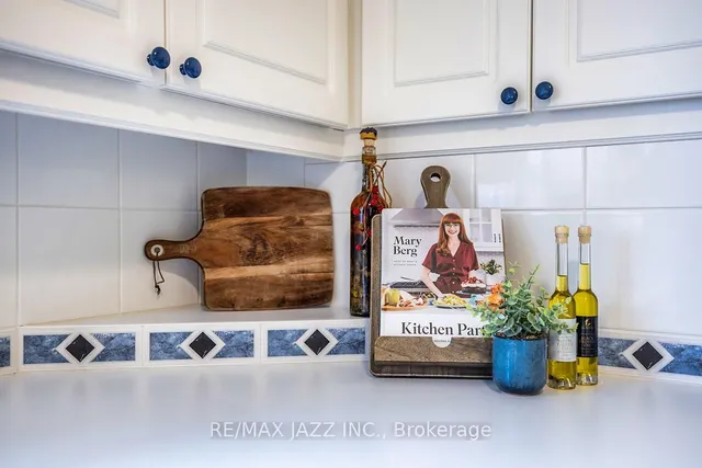 Additional image 10 of 16 Gloaming Dr