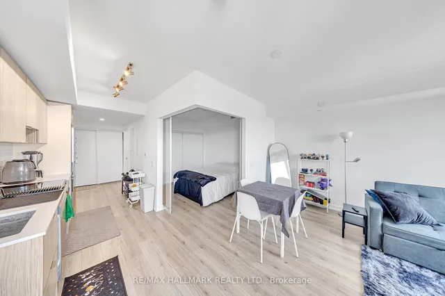 Additional image 9 of 395 Bloor St Unit 2607