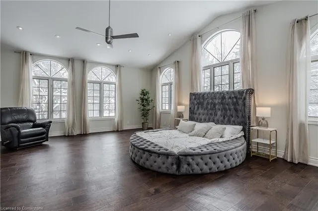 Additional image 33 of 10 Karendale Cres