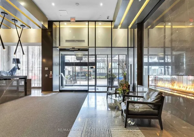 Additional image 16 of 101 Charles St Unit 2809