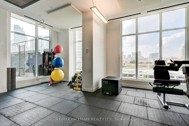 Additional image 32 of 20 Richardson St Unit 602