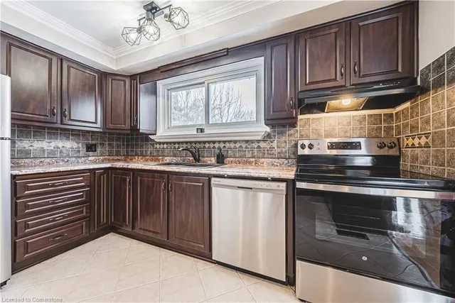 Additional image 12 of 386 West 5th St