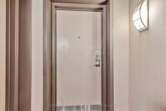 Additional image 47 of 99 Harbour Sq Unit 2002