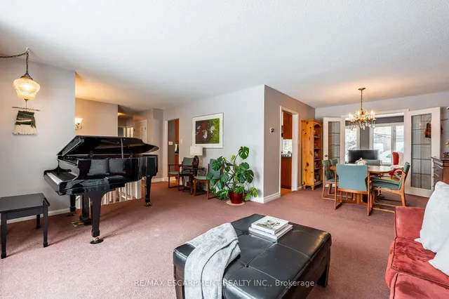 Additional image 11 of 9 Martingrove Dr
