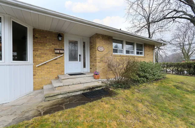 Additional image 3 of 1 Mossford Crt