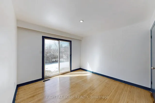 Additional image 23 of 1326 Victoria Park Ave