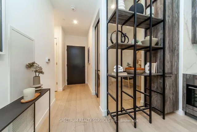 Additional image 25 of 505 Richmond St Unit 424