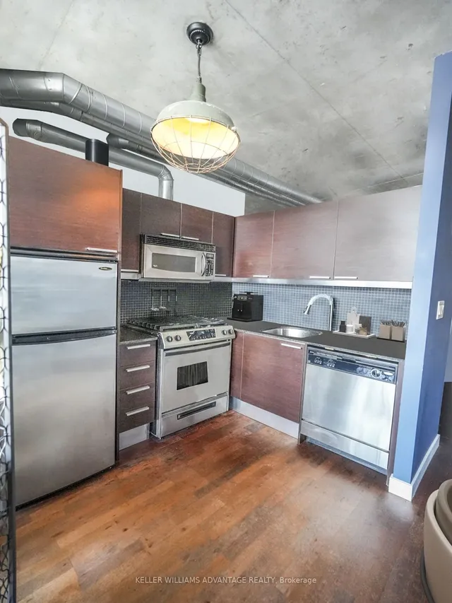 Additional image 5 of 169 John St Unit 804