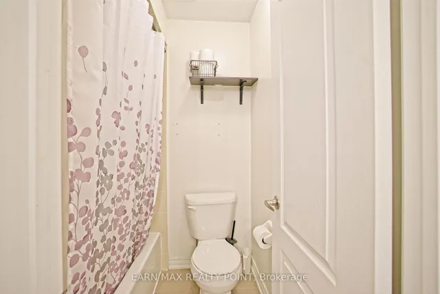 Additional image 22 of 60 Vanwood Cres