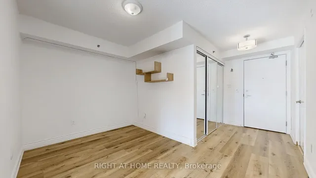 Additional image 28 of 760 Sheppard Ave Unit 212