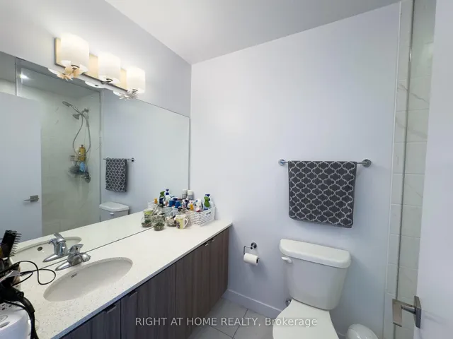 Additional image 13 of 2433 Dufferin St Unit 211