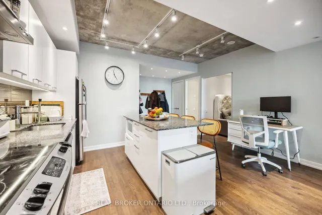 Additional image 7 of 95 Bathurst St Unit 222