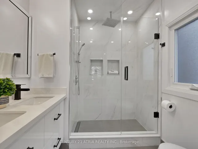 Additional image 24 of 72 Redwood Ave