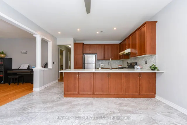 Additional image 16 of 23 Attview Cres