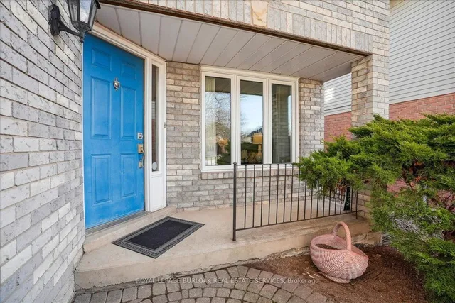 Additional image 2 of 789 Hawkins Cres