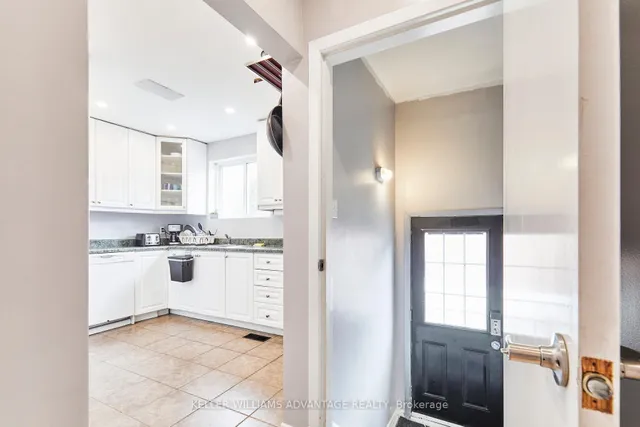 Additional image 3 of 9 Chapman Ave