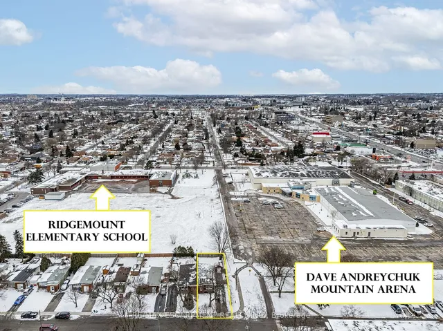 Additional image 20 of 2 Ronaldshay Ave