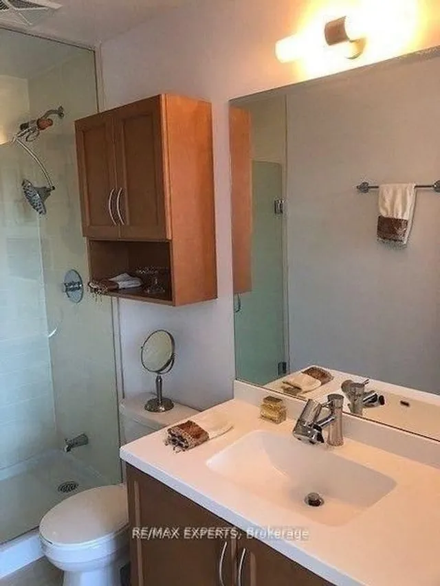 Additional image 11 of 530 St Clair Ave Unit 302