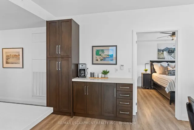 Additional image 21 of 30 Hamilton St Unit 703