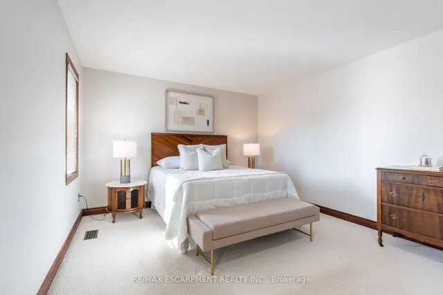 Additional image 32 of 7 Chert Ave