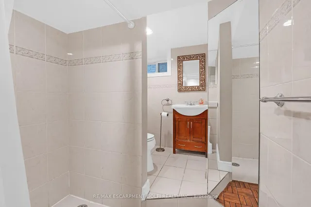 Additional image 32 of 181 Napier St