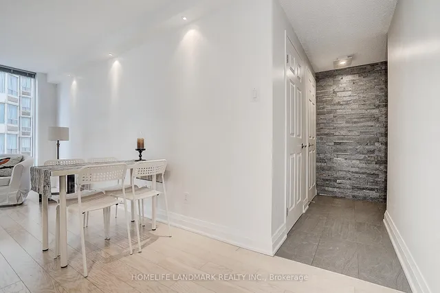 Additional image 6 of 55 Centre Ave Unit 701