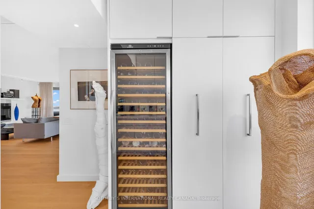 Additional image 11 of 63 St Clair Ave Unit 1702