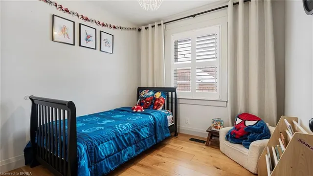 Additional image 15 of 4 Holt Ave