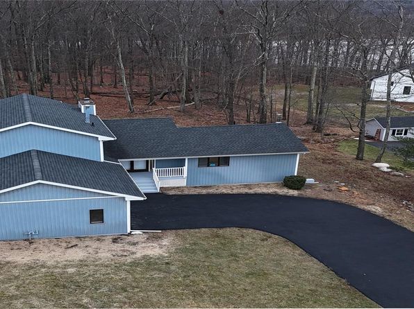 Primary image of 33 Highland View Place, Middletown, NY 10940