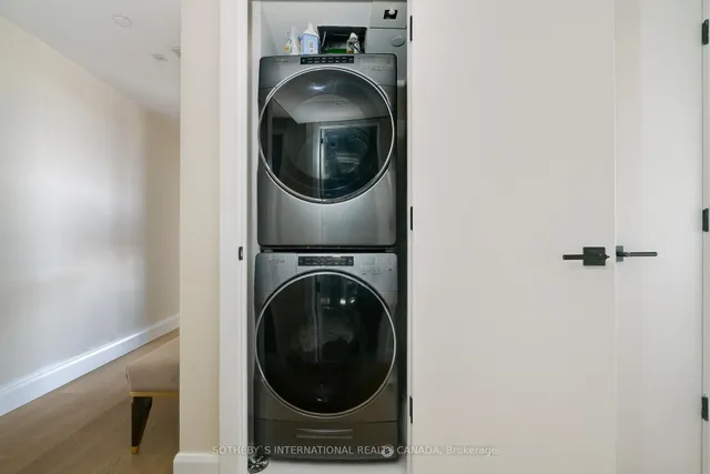 Additional image 31 of 200 Cumberland St Unit 3001