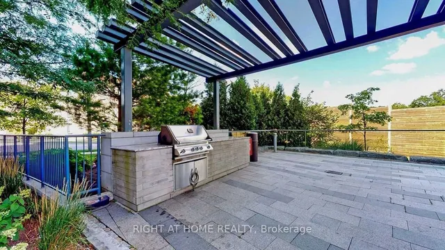 Additional image 34 of 35 Brian Peck Cres Unit 1005