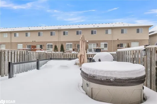 Additional image 19 of 80 Palacebeach Trail