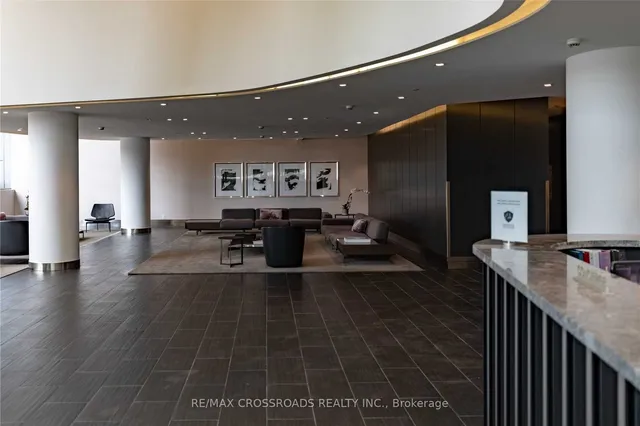 Additional image 2 of 1815 Yonge St Unit 605