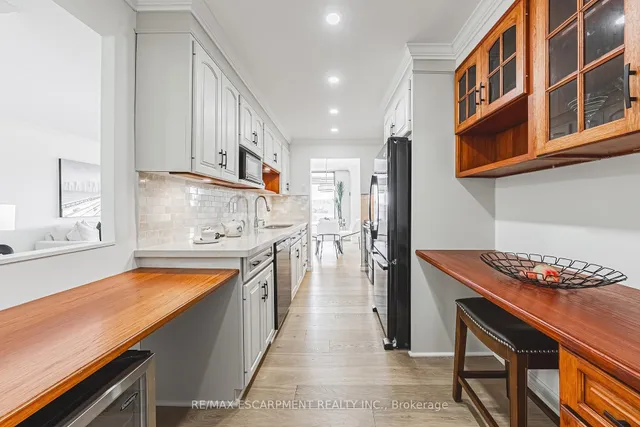 Additional image 14 of 2055 UPPER MIDDLE Rd Unit 808