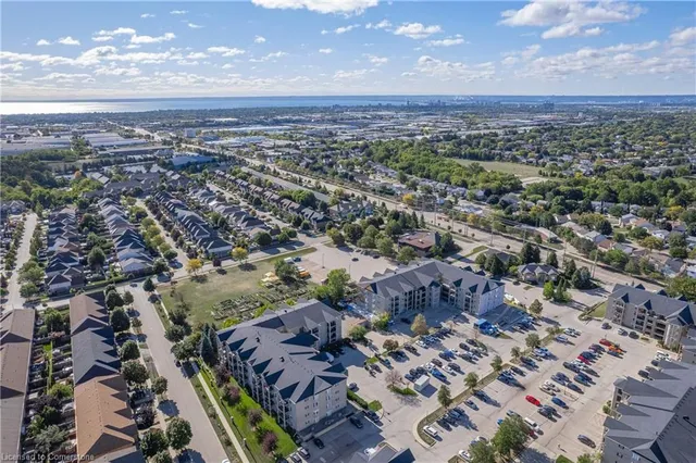 Additional image 38 of 1421 Walkers Line Unit 410