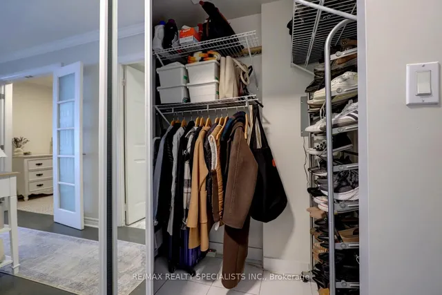 Additional image 31 of 250 Wellington St Unit 237