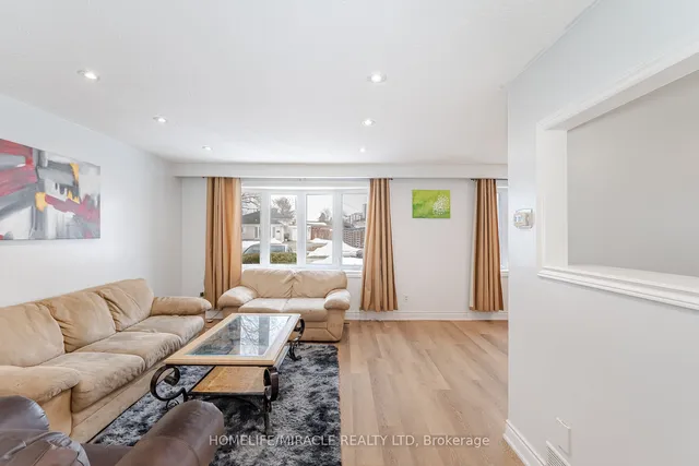 Additional image 9 of 23 Strathavon Dr