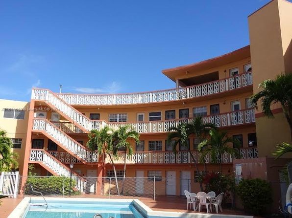 11 SW 52nd Ave APT 3C, Miami, FL 33134