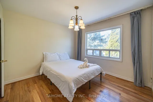 Additional image 18 of 92 Earlton Rd