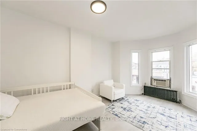 Additional image 18 of 136 Macnab St