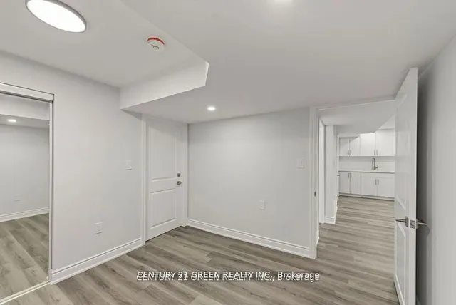 Additional image 7 of 31 Mincing Tr